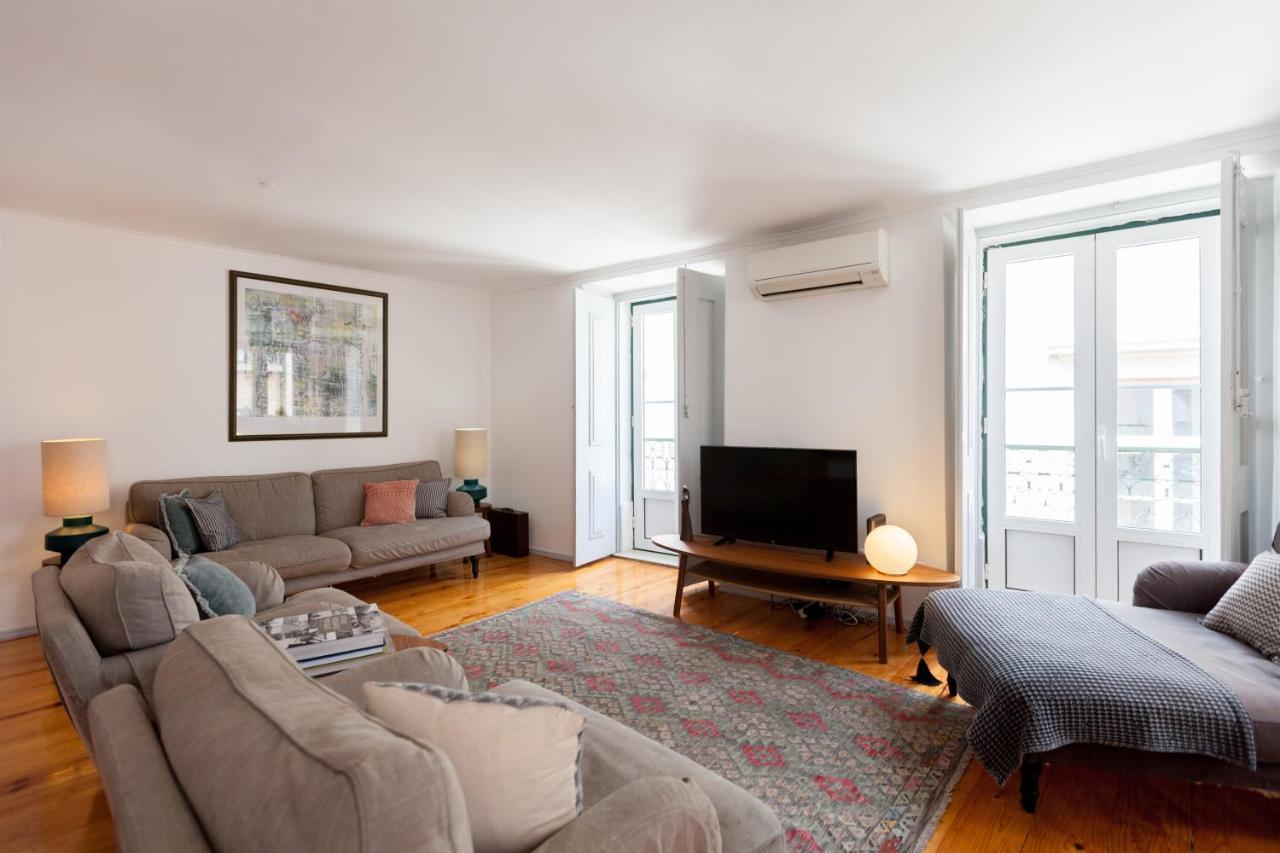 Flh Bairro Alto Bright Flat Apartment ลิสบอน ภายนอก รูปภาพ